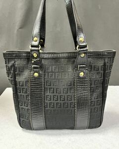 Э FENDI フェンディ ズッカ トートバッグ キャンバスレザー ブラック系 / 265007 / 430-12