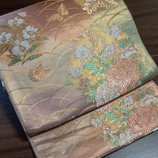 花に蝶模様、袋帯( 正絹)