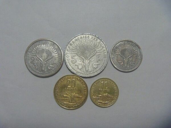 フランス領ソマリランド 古銭 5種 硬貨 コイン アフリカ 外国貨幣 外国銭 セット まとめ売り 同梱割引あり