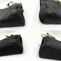 772【極美品】PRADA プラダ ゴールドチェーン ショルダーバッグ バック 三角ロゴ テスートナイロン レザー 本革 ゴールド金具 ブラック 黒_画像5