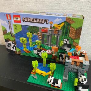 LEGO Minecraft パンダの保育園