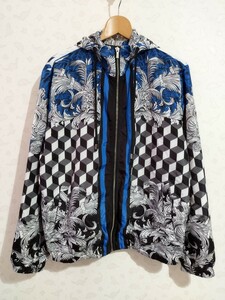 VERSACE　ベルサーチ　ヴェルサーチ　ジャケット　アウター　長袖　トップス