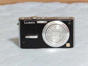 Panasonic LUMIX DMC-FX9 本体 バッテリー 