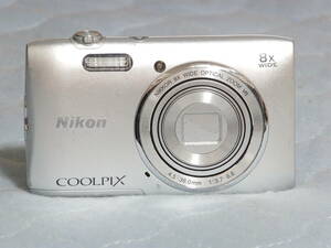 Nikon COOLPIX S3600 デジカメ　本体 バッテリー 