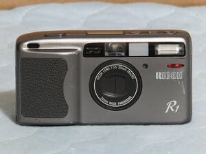 RICOH R1 コンパクト　フィルム　カメラ　ジャンク 