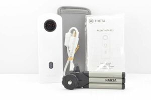 美品★RICOH リコー THETA SC2 ホワイト 360度カメラ 全天球カメラ 手振れ補正機能搭載 4K動画記録 リコー シータ SC2 R1702