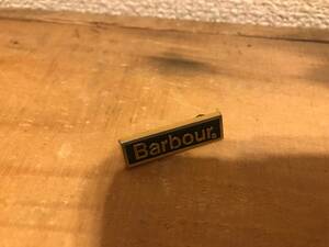 Barbour（バブアー）製ピンバッジ　金属製　中古品　W30×H9×D7mm 状態良い