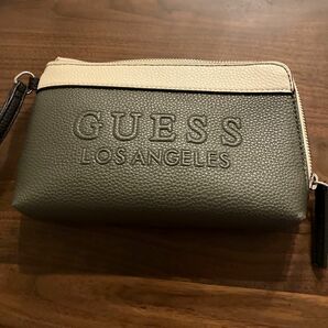 GUESS ポーチ　ミニバック