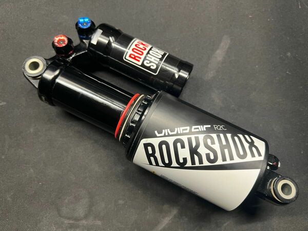 ロックショックス　ROCK SHOX Vivid Air R2C 200X57 低走行品　リアサスペンション　リアサス　MTB 