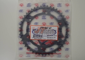 残1 新品 JTR1847.47 TZR125RR,XT250,SRX400,FZR250,FZR250フェザーFZR400,FZR400R,FZR400RR,TDR125用ハイカーボン鋼リアスプロケット47T