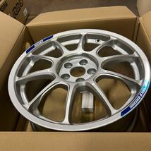 VOLK RACING ZE40 17インチ7.5＋44cupbar トヨタ RAYS GR86 ZN8 TE37 CE28_画像2