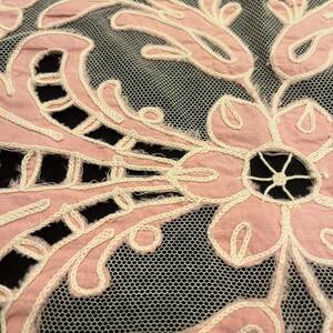 アンティーク　レース　チュール　テーブル　センター　ピンク　ビンテージ　クロス　刺繍　antique vintage 