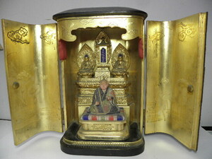 87 day lotus . Buddhist image .. go in / Buddhism fine art day lotus on person book@. three .. tree carving sculpture Buddhism fine art Buddhist altar fittings family Buddhist altar old .