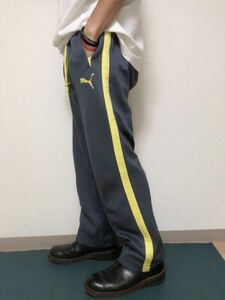 プーマPUMA サイドライン　センタープリーツ　トラックパンツ　ジャージパンツM