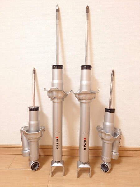 送料込み☆使用期間短☆BNR34 GT-R スカイライン nismo s-tuneショックアブソーバー☆BCNR33も