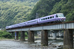 鉄道写真 381系スーパーやくも色