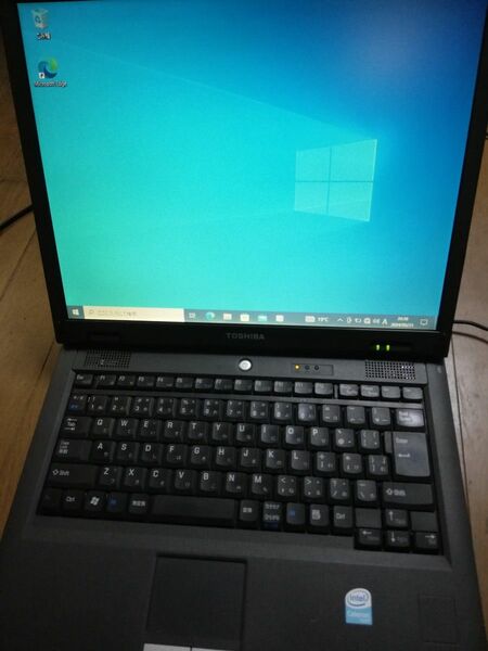 東芝 Dynabook Satellite J70 SSD win10