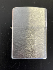 未使用　Zippo スタンダードモデル　 USA 希少 レア デッドストック 2004年製造