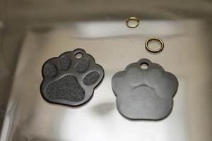 # cat.. dog identification tag black [ name inserting charge included ]|mdpdt