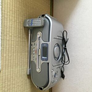 Panasonic CD MD ラジカセ R X-MDX７７　２００１年製　　リモコン付　全作動中古品 A Mアンテナは各自ご用意下さい