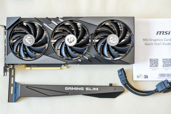 MSI GeForce RTX 4070 GAMING X SLIM 12G