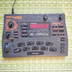 ZOOM sample trak ST-224 