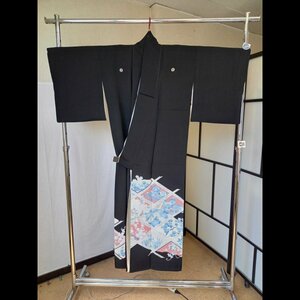 袷 正絹 絵羽柄 落款 身丈約１５８ｃｍ 裄約６４．５ｃｍ 黒留袖 菱つなぎ 花木松竹梅 比翼地羽二重 礼装 呉服 着物/269