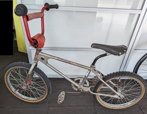 2258) 売切り MONGOOSE マングース BMX ビンテージ 1980年 USA 自転車 CHROME MOLY 現状品 