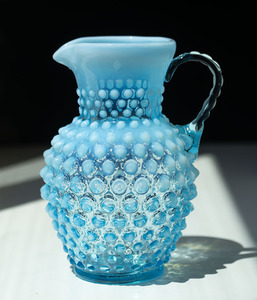 フェントン ブルー オパールセント 乳白色 ホブネイル ピッチャー ソース入れ グラス ビンテージ 花瓶 ベース アメリカ