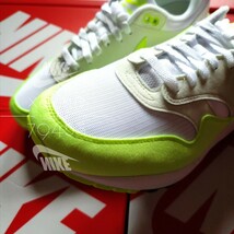 新品 正規品 NIKE ナイキ AIR MAX1 エアマックス1 白 ホワイト ボルト 蛍光 黄色 WMNS 28.5cm (実質27.5~28cm) US11.5 箱付き_画像5