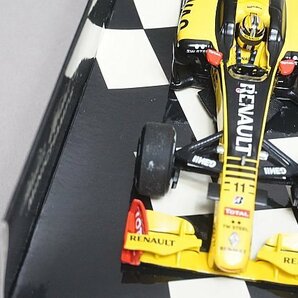 ミニチャンプス PMA 1/43 RENAULT ルノー F1 TEAM R30 R.クビサ 2010 #11 410100011の画像2