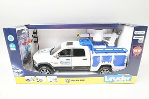 BRUDER blue da-1/16 RAM 2500 service truck 02509