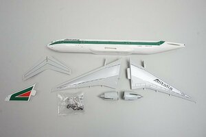 * B777-200 Alitalia Alitalia aviation I-DISA snap Fit model * pedestal, outer box etc. lack of * total length approximately 31cm