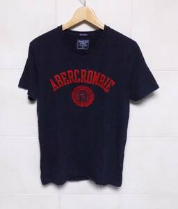 Abercrombie&Fitch　アバクロ　赤ロゴアップリケ　半袖Tシャツ XS　（管X2）
