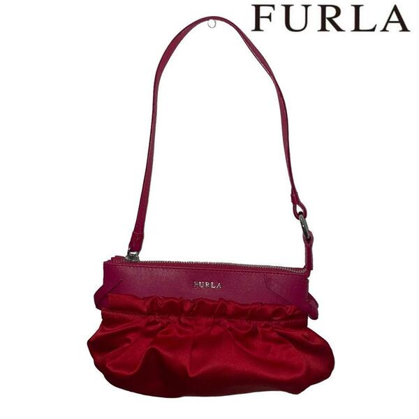 即日発送 極美品 FURLA ポーチ ナイロン レッド