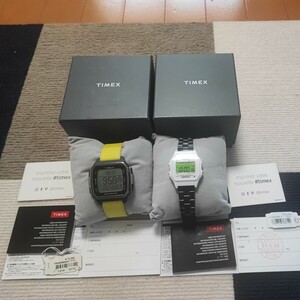 TIMEX　タイメックス　コマンドーアーバンとクラシックタイル限定品の2個セットになります。新品未使用品です。2つとも去年購入　状態綺麗