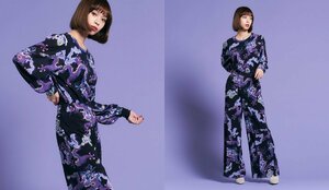 極美品 VIVIENNE TAM(ヴィヴィアンタム　パワーネット　チャイナ　ドラゴンプリント　パンツ４２