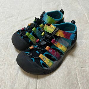 美品 キーン KEEN 18.5cm サンダル　レインボー スニーカー キッズ　アウトドア