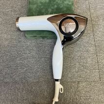 □【売り切り】2020年製！ReFa リファ BEAUTECH ビューテックヘアドライヤー RE-AB02A 動作確認済み ヘアー用品 美容用品 生活家電_画像2