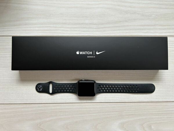 Apple Watch series3 ブラックNikeスポーツバンド 42mm GPSモデル アップルウォッチ アップル 