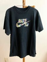 【送料無料】【レア】【完売品】NIKE SB ナイキ Tシャツ 黒 Lサイズ 花柄 トロピカル_画像2