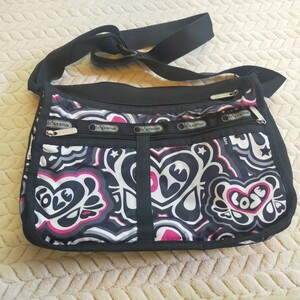 レスポショルダーバッグ　LeSportsac 黒