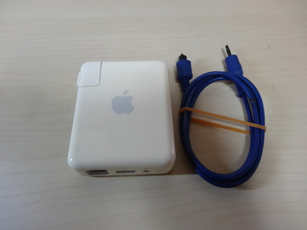 [送料無料 即決] Apple AirMac Express Bace Station 第1世代 A1264 と 光ケーブルセット USED 