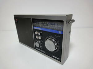 National National AM/FM портативный высокочувствительный радио RF-U80 1986 год производства 