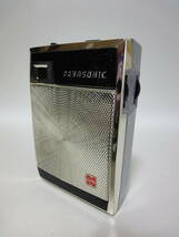 ジャンクビンテージ　松下電器　ナショナル　パナソニック　AM6石小型携帯トランジスタラジオ　T-601 1962年製_画像1