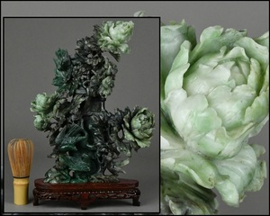 中国美術 唐物 翡翠 玉石製 花鳥彫刻花瓶形置物 唐木台 高さ31.8cm