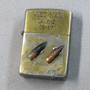 【1円〜／希少モデル】ベトナムジッポー VIETNAM ZIPPO オイルライター 1966年製 ミッキーマウス・ミニーマウス パテント2517191／（509L）の画像2