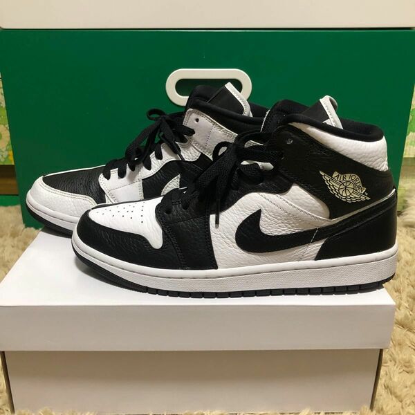 NIKE WMNS Air Jordan 1 Mid SE DR0501-101 エアジョーダン1 ホワイト ブラック 27cm