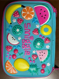 Smiggle 3D hardtop pencil case スミグル　ペンケース