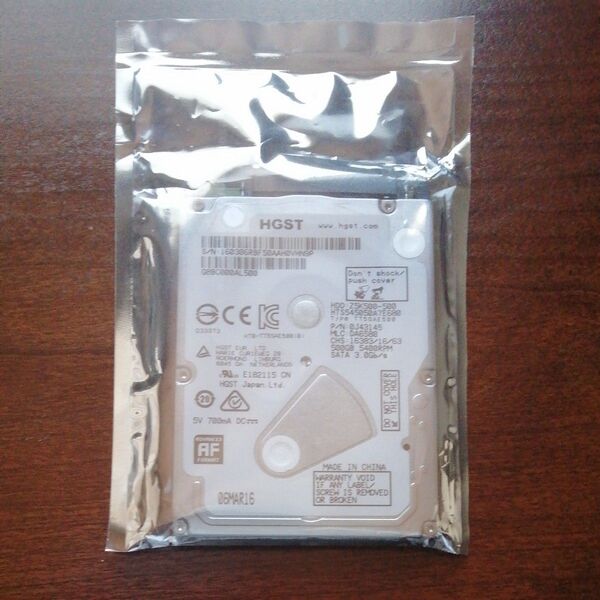 HGST製HDD 2.5inch HTS545050A7E680 500GB 7mm